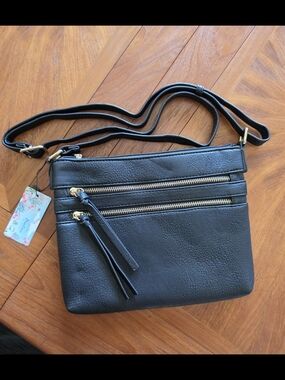 Brentano Black Crossbody Bag with Gold Zippers